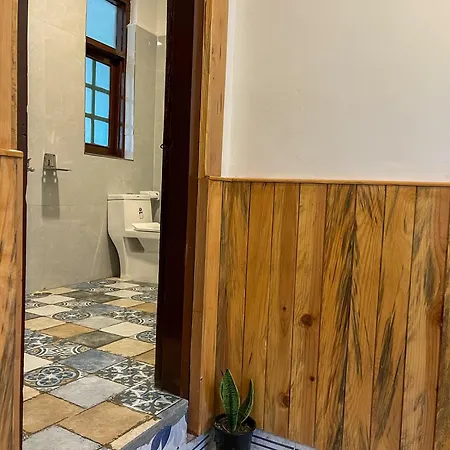 Cat & Cow Apartment Dharamshala Room photo